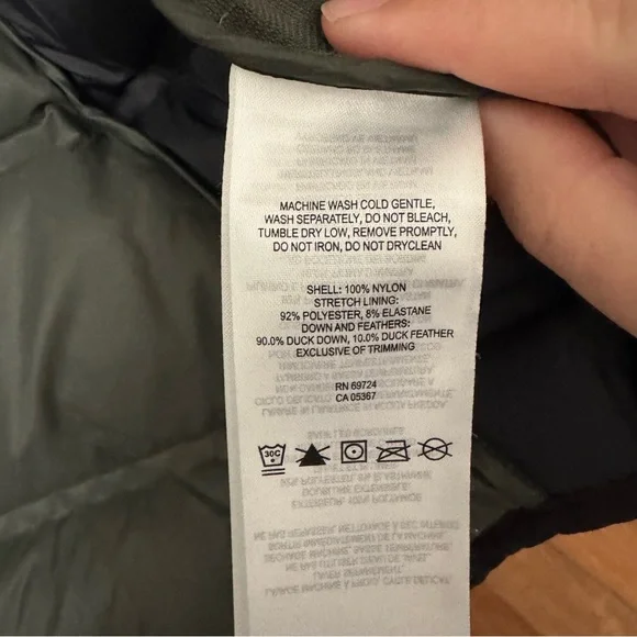 Columbia Pebble Peak Green and Black Down Hooded Jacket - Picture 3 of 5